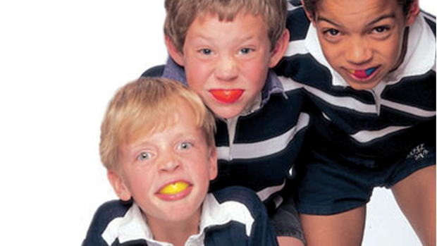 Úrazy zubů u dětí - obrázek